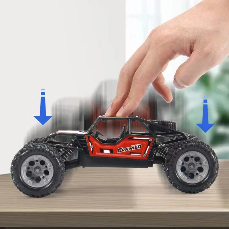 Liga fundida para o monstro Modelo de Veículo Off-road Atrito Carro de Brinquedo para a w/ Suspensão de molas Rastreador Modelo de Brinquedo de Menino de Presente de Natal