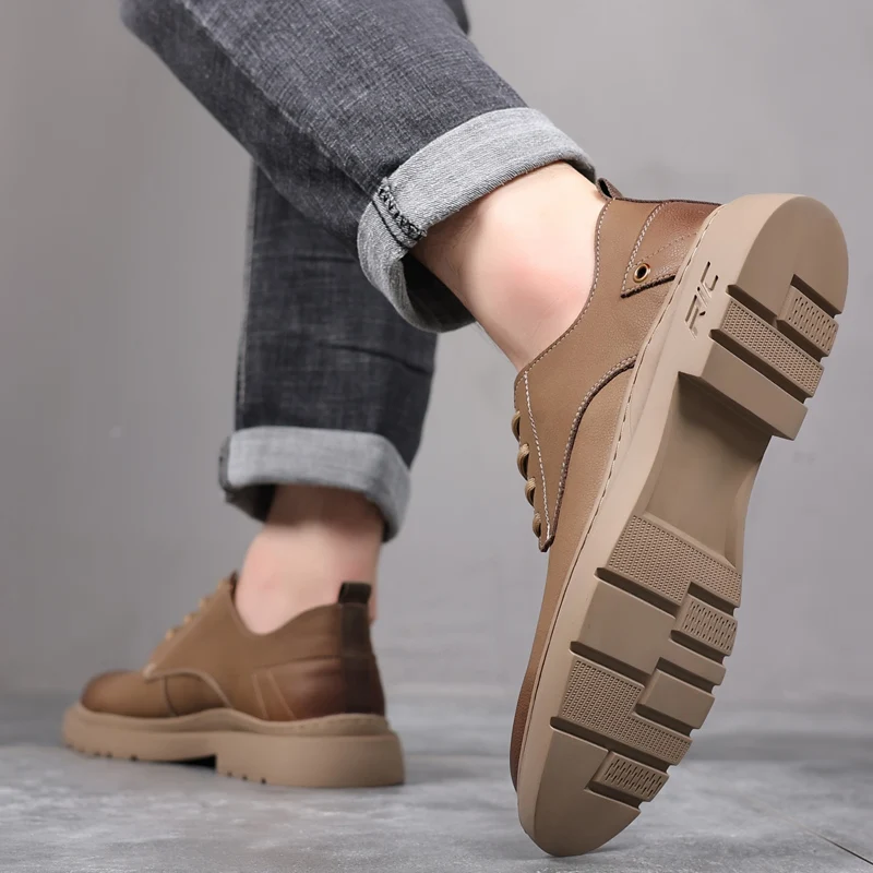 Alta qualidade de capa de Couro Casual Sapatos de Mens Confortável de Trabalho de Baixo Sapato Homens Lace-up a Plataforma Sapatos para Homens Calçado zapato de trabajo